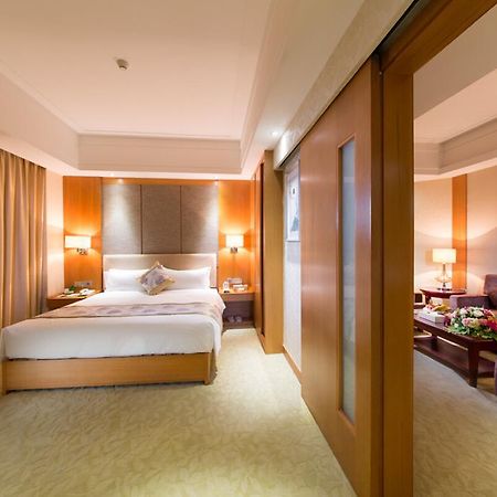The Grand Plaza Hotel Cát An Ngoại thất bức ảnh