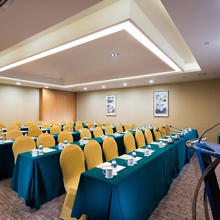 The Grand Plaza Hotel Cát An Ngoại thất bức ảnh