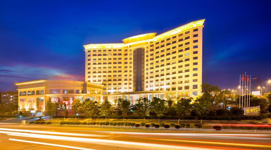 The Grand Plaza Hotel Cát An Ngoại thất bức ảnh