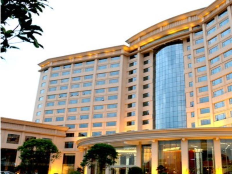The Grand Plaza Hotel Cát An Ngoại thất bức ảnh