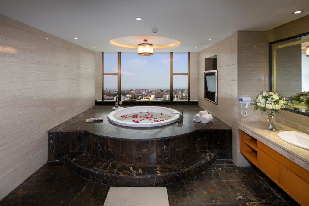 The Grand Plaza Hotel Cát An Ngoại thất bức ảnh