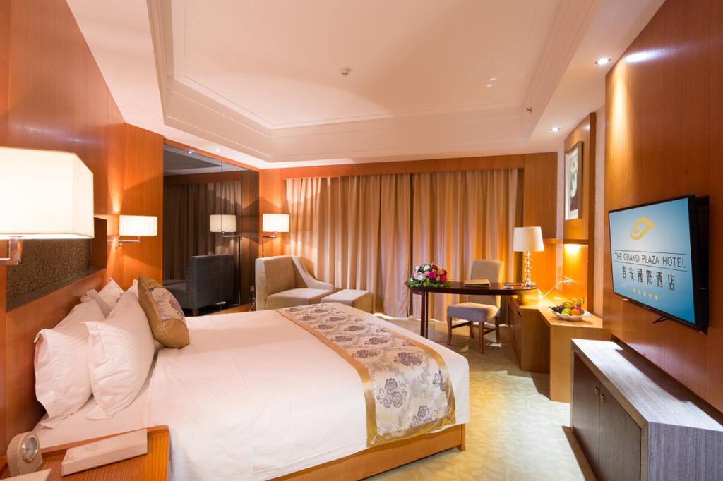 The Grand Plaza Hotel Cát An Ngoại thất bức ảnh
