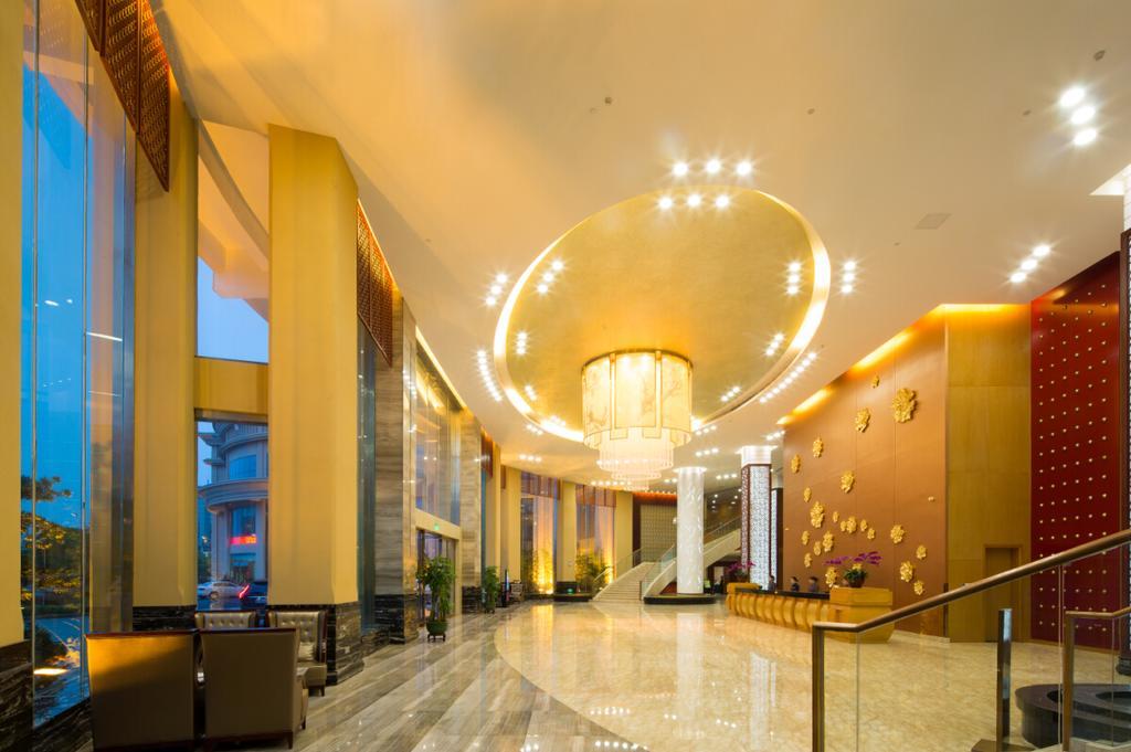The Grand Plaza Hotel Cát An Ngoại thất bức ảnh